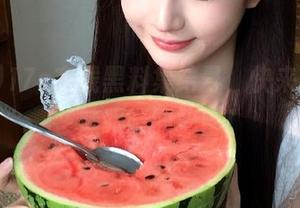 17c在线黑料集结号，快来围观那些辣眼睛的秘密！