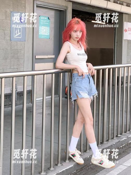 51bl 我竟然因为下载51bl4.com入了‘瓜’坑,哈哈这真是个奇妙的经历!
