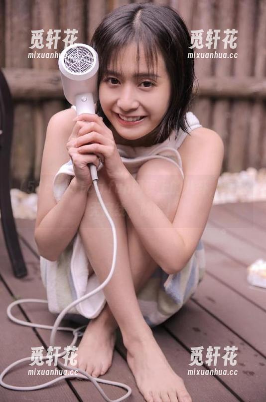 51cg.fun网页上的八卦，真是无底线，哈哈！