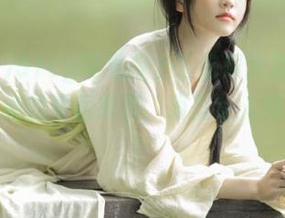 51cg苹果版上演吃瓜大戏：那些你不知道的背后故事，简直让人惊掉下巴！