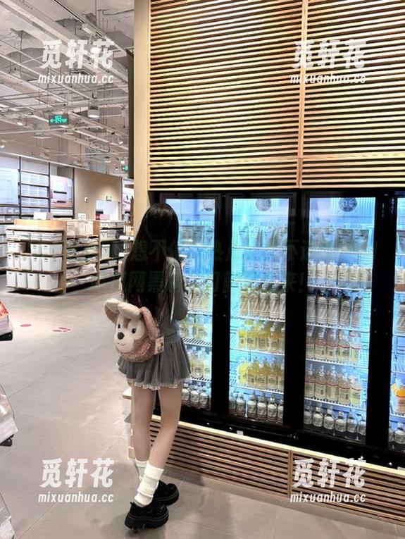 51吃瓜网 想不停追热点?永不迷路的51吃瓜网黑料入口就等你来!
