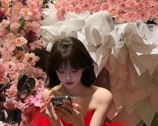 下载91cg3.fun，打破无聊，成就西墙围里第一个吃瓜达人的梦想！
