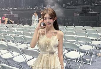 安卓版91吃瓜中心上线，快来围观那些辣眼睛的网红八卦吧！