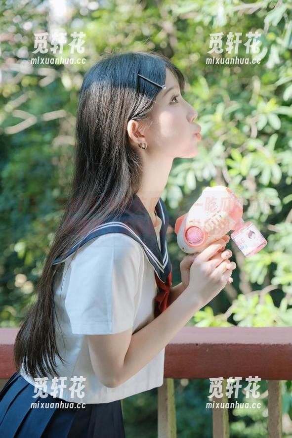 今日吃瓜：五一吃瓜网的传送门开通啦，准备迎接八卦的洪水！