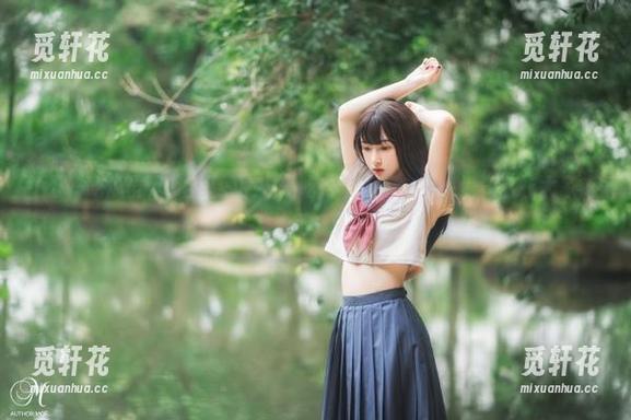 莫名其妙的五一吃瓜群视频，究竟是什么让大家疯狂？