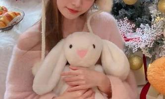 走进五一吃瓜群的首页，听说里面藏着“是什么”的真谛，来吧，稍微让人期待一下！