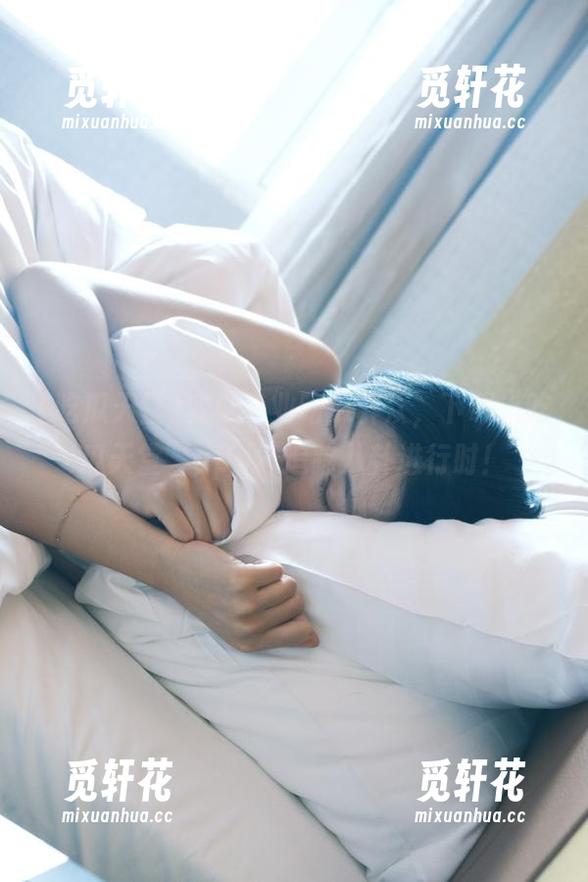 吃瓜天堂 变身专业吃瓜群众,下载“吃瓜天堂”app,追踪八卦进行时!