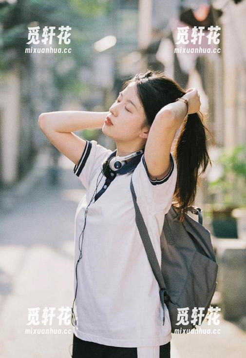 这款吃瓜网app，一不小心就掉进了瓜海，快来捞一捞！