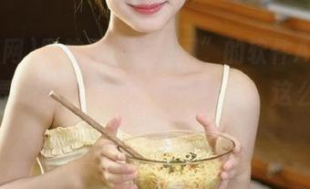 导航到“吃瓜网”的软件APP，简直是吃瓜就是全世界的节奏，这么好玩不赶紧分享？