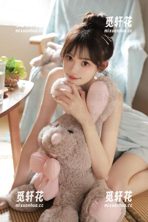 吃瓜网红的苹果版视频在手，真是个“密室逃脱”现场啊，圈里是谁707玩家我就默默看吧。