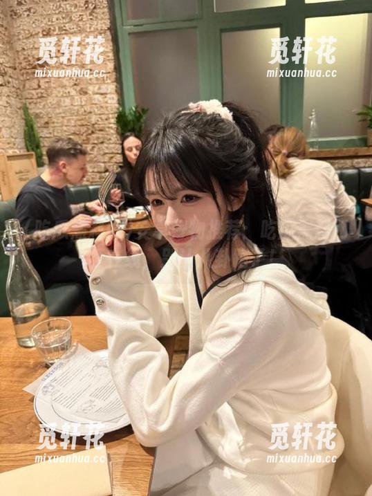 安卓好物推荐：吃瓜黑料网红在线，别让八卦跑了！