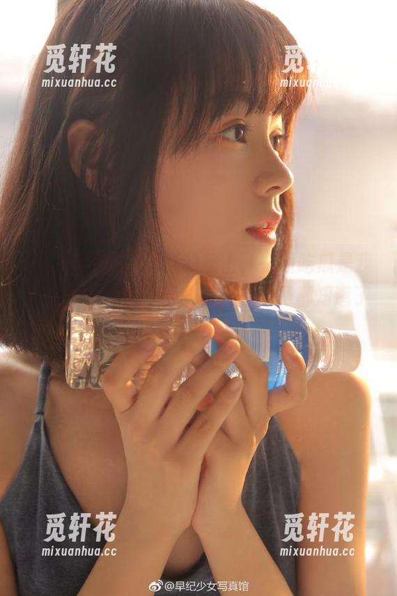 当网红的路上，在线吃瓜是我永久的小秘密，哈哈，现在全网都知道了！