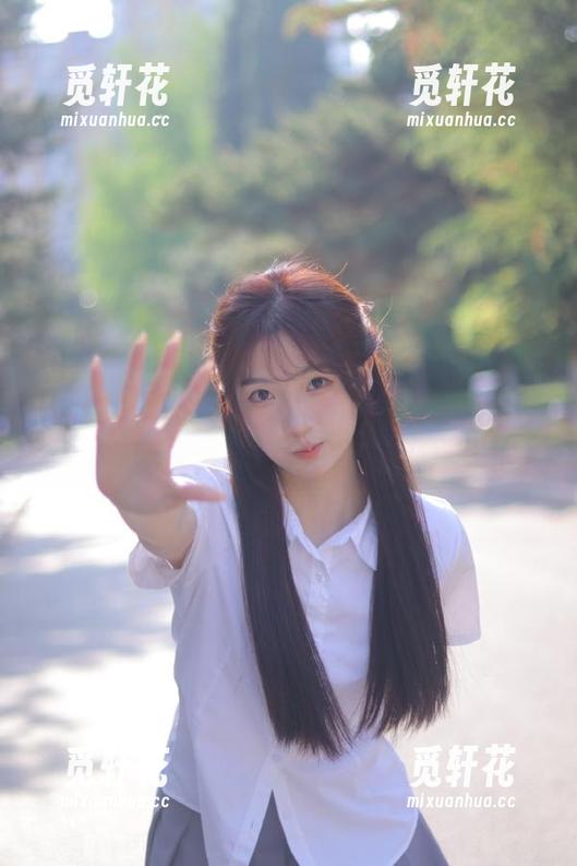 每次登录‘我要吃瓜’，我的人生仿佛都要为了这些内容打工…