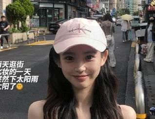 我要吃瓜网：我是瓜大王，今日任务就是让我的网页充满新鲜的八卦！
