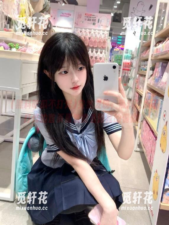 突然发现，黑料吃瓜不打烊的首页居然能看到我的偶像！
