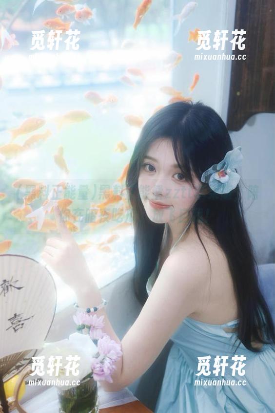 黑料正能量zztt苹果版，陪你在暗夜吃瓜，放飞自我！