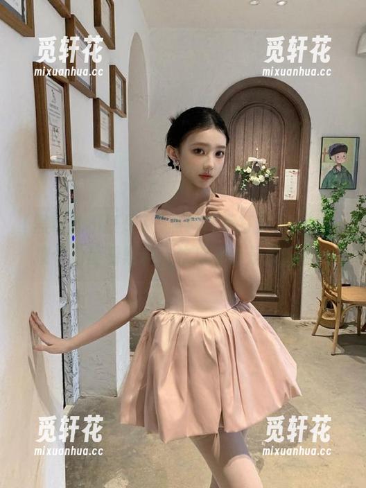 “黑料社不打烊”app，换个角度看黑料，吃瓜不止是件爽事！