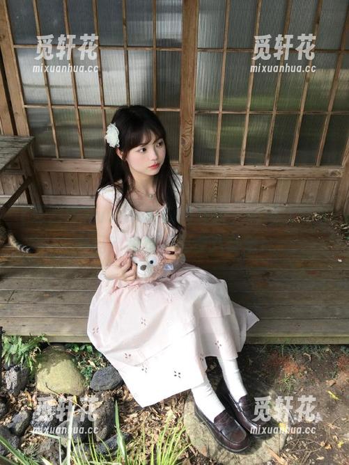 www.黑料网导航，敢问这里方便吗？我想浸泡在八卦里！