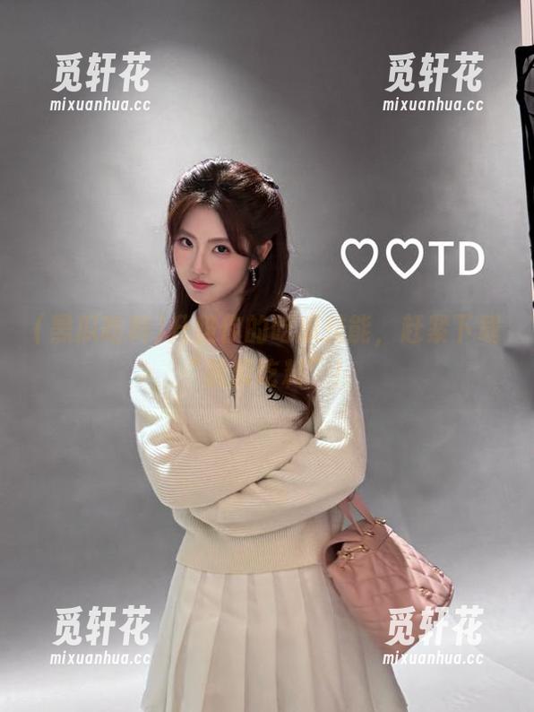 升级你的吃瓜技能，赶紧下载“黑瓜吃料”！